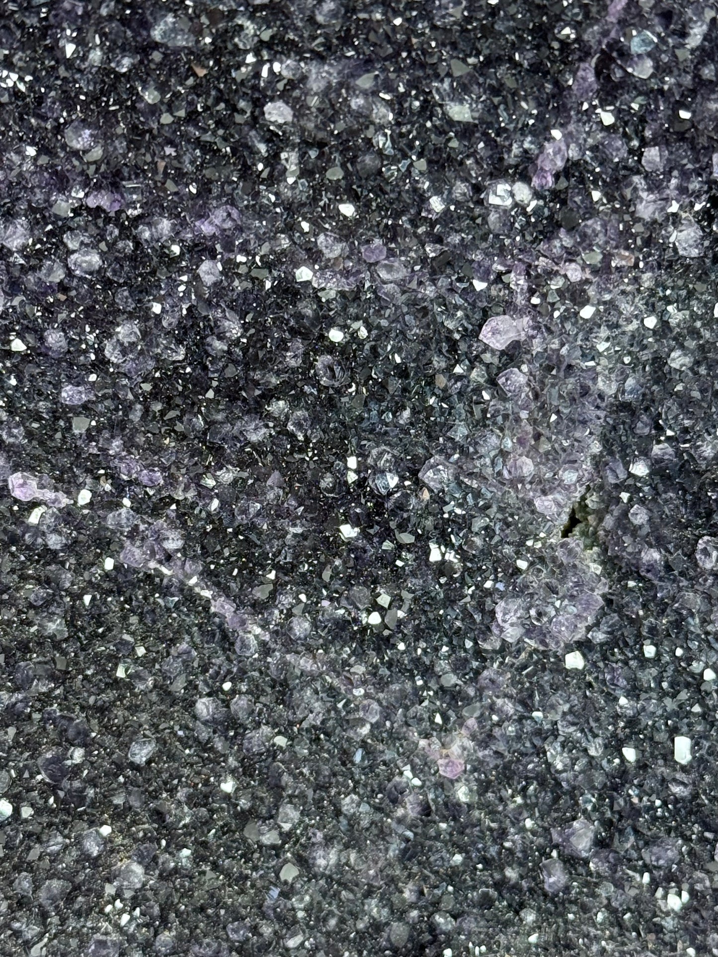 XL Deep Midnight Uruguayan Amethyst – XL Gallery Cut Base