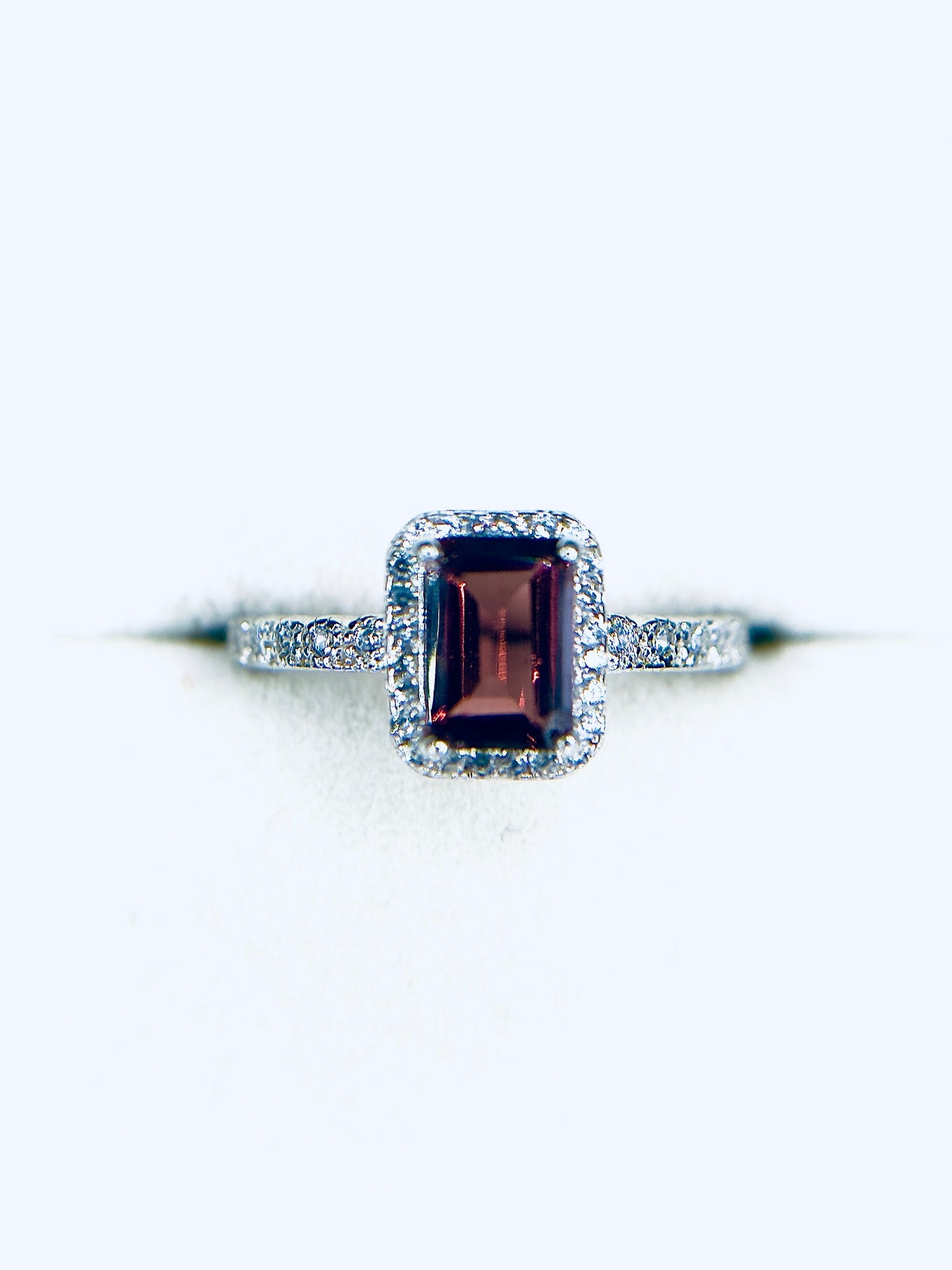 .925 Adjustable Garnet Ring