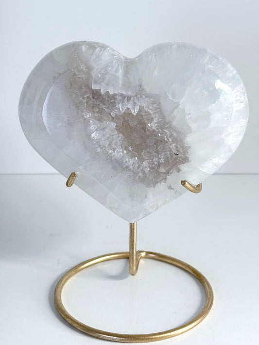 Druzy Agate Heart ( Comes With Stand )