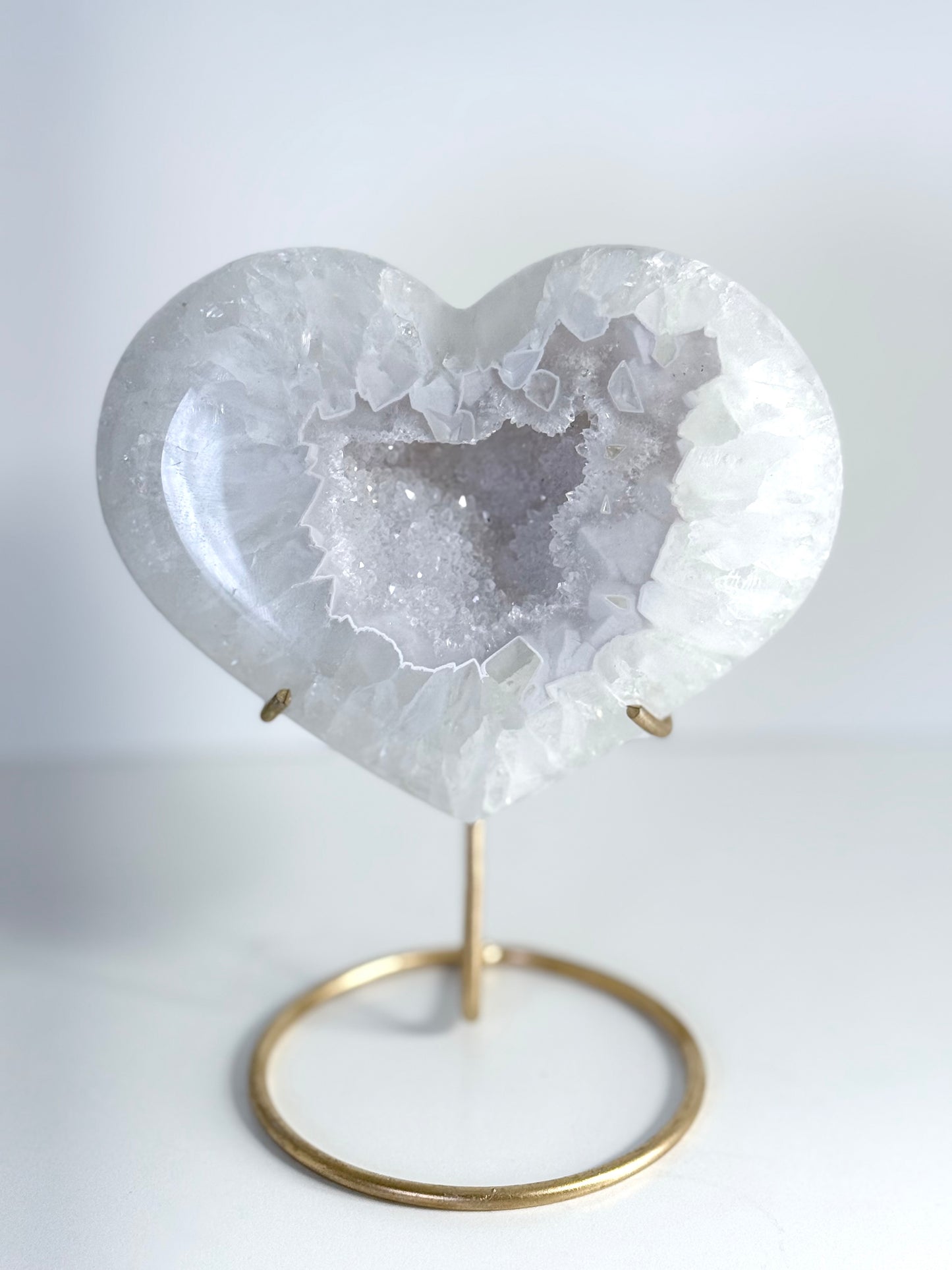 Druzy Agate Heart (Comes With Stand )